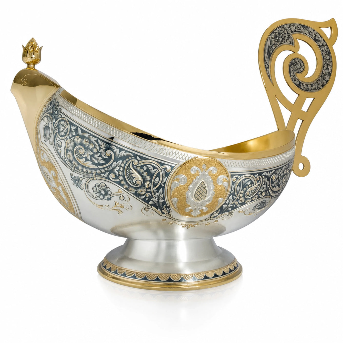 Silberschale Bratina 925 Silber Niello vergoldet — Prunkschale mit dunklem Scrollornament, Goldakzent und Scrollhenkel