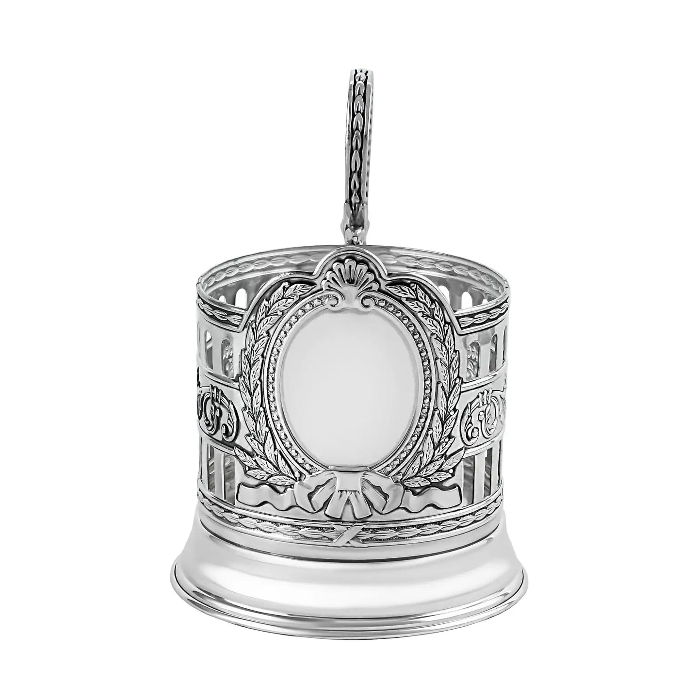 Podstakannik Patron antik patiniert 925 Silber Frontalansicht — leeres ovales Wappenmedaillon umrahmt von Lorbeerkranz und Schleife, Säulenstruktur, Akanthus-Voluten, Schwärzung in den Vertiefungen, ideal für persönliche Gravur (Initialen, Wappen, Logo)