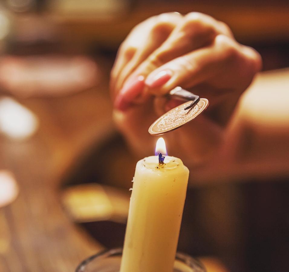 Der Kopát-Schritt — wie das Muster ins Silber kommt - Premium Geschenkideen