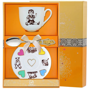 Geschenkset 925 Silber Porzellan Junge gold 3-teilig — Tasse mit winkendem Jungen-Motiv, Löffel und Untertasse mit Spielzeug