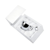 Geschenkset 925 Silber Bär — Babytasse und Babylöffel in geöffneter weißer Geschenkbox mit Satin