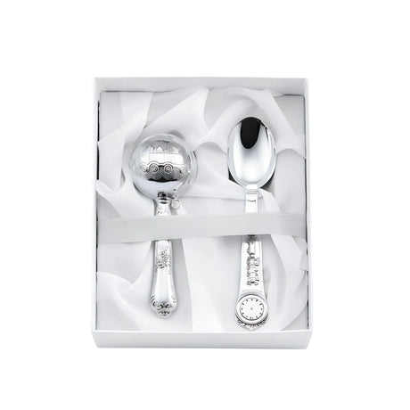 Baby-Geschenkset 925 Silber Zug: Babyrassel mit Dampflok-Kugel & Tauflöffel mit Lokrad-Detail in weißer Geschenkbox.