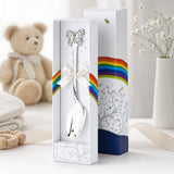Babylöffel 925 Silber mit Schmetterling-Motiv — Lifestyle-Setting, liebevolles Geschenk zur Geburt