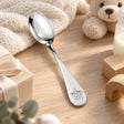 Babylöffel 925 Silber mit Stern und Mondsichel am Stiel — Lifestyle-Setting, Geschenk zur Taufe und Geburt