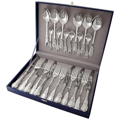 Besteckset 24-teilig Silber 925 Merchant Kollektion mit Ornamenten in blauer Präsentationsbox.
