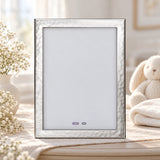 Bilderrahmen 925 Silber Modell Dublin, 20×25 cm — Lifestyle-Setting, Geschenk zur Taufe