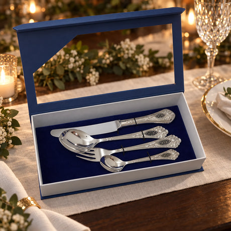 Silberbesteck Set 925 Silber in der Geschenkkassette — Lifestyle-Setting