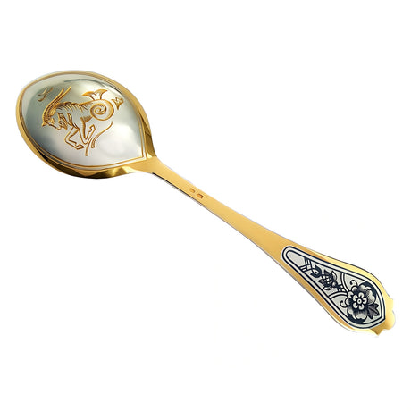 Dessertlöffel Sternzeichen Steinbock aus 925 Silber, vergoldet, mit Niello-Dekor und handgraviertem Motiv – edles Geschenk in Geschenkbox.