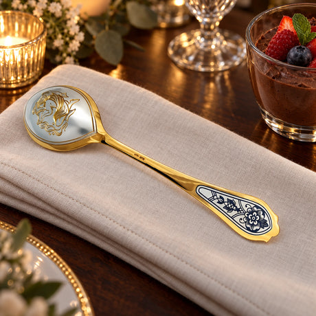 Dessertlöffel 925 Silber — Lifestyle-Setting an der gedeckten Tafel
