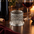 Flaschenuntersetzer 925 Silber durchbrochen — Lifestyle-Setting am Weintisch