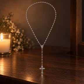 Gebetskette 925 Silber Perlenkugeln 65cm 4 mm — Lifestyle-Setting im Andachtswinkel