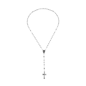 Eine edle Gebetskette aus 925 Sterling Silber mit einem Kreuz mit 3mm-Perlkugeln 57cm groß.