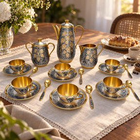 Kaffeeservice 6 Personen 925 Silber vergoldet Hopfen — Lifestyle-Setting am Kaffeetisch