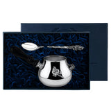 Kaffeeset Rosalia 925 Silber ArgentA im Premium-Etui — Türka (Mokkakanne) mit plastischer Rosen-Skulptur und Holzgriff, Mokkalöffel mit Rosen-Strauß-Krönung, dunkelblaues samtgefüttertes Geschenketui