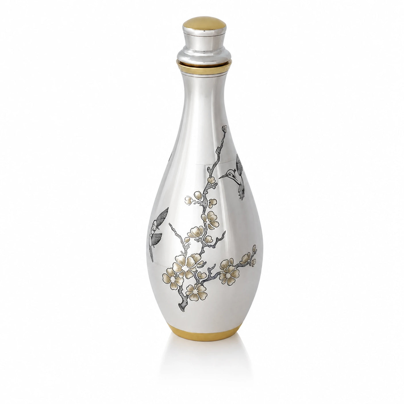 Eine kleine edle Karaffe aus 925er Silber mit Vergoldung und schöner Niello-Verzierung 350ml.