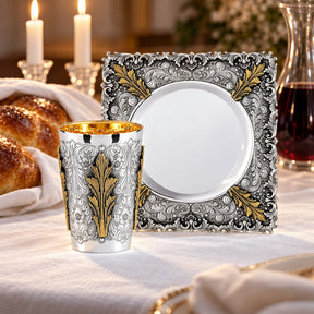Kiddusch-Set 925 Silber Signature23 — Lifestyle-Setting am Schabbattisch
