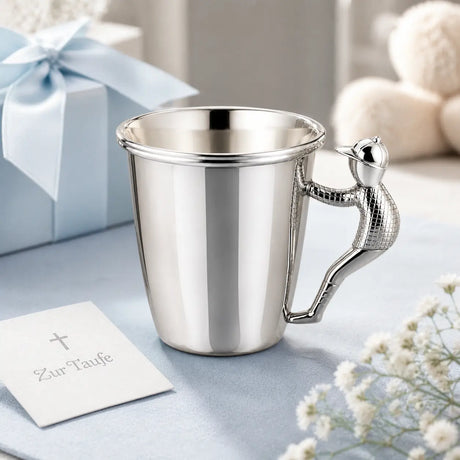 Kinderbecher 925 Silber Junge mit Basecap Griff, Geschenk zur Taufe, personalisierbar mit Gravur