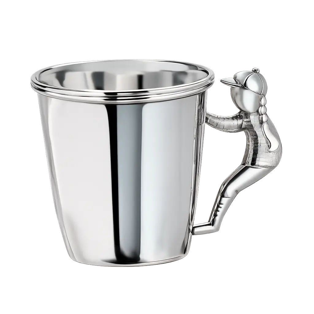 Kinderbecher 925 Silber mit Mädchenfigur Zopf und Basecap, Gravur möglich, Taufgeschenk Mädchen freigestellt