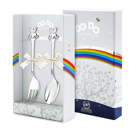 2-teiliges Kinderbesteck aus 925 Silber mit Teddybär in Geschenkverpackung.