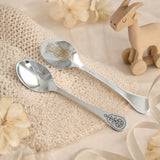 Kinderlöffel 925 Silber mit vergoldetem Niello-Bock-Motiv — Lifestyle-Setting, Geschenk zur Geburt