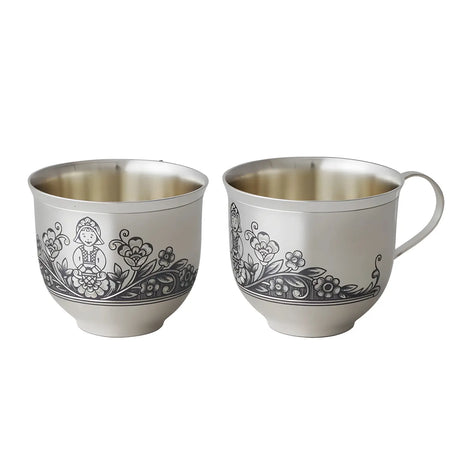 Kindertasse aus 925 Sterling Silber mit Niello-Verzierung & Rotkäppchen-Motiv – handgefertigt, antibakteriell & ideal als Geschenk für Kinder.