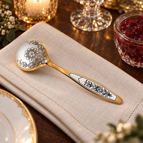 Marmeladenlöffel 925 Silber vergoldet Astra Classic — Lifestyle-Setting an der gedeckten Tafel