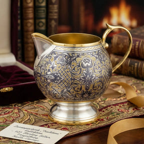 Milchkännchen „Tradition“ · 925 Silber vergoldet · Niello - Handgravur