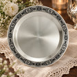 Obstteller 925 Silber Niello-Blütenrand — Lifestyle-Setting, Geschenk zur Geburt und Taufe