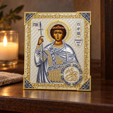 Orthodoxe Ikone "Georg der Siegreiche" Niello — Lifestyle-Setting im Andachtswinkel