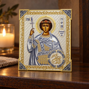 Orthodoxe Ikone "Georg der Siegreiche" Niello — Lifestyle-Setting im Andachtswinkel