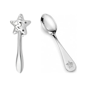 Taufset 925 Silber Sterne und Mond mit glatter Stielrassel und Babylöffel mit Stern-Relief, Freisteller auf Weiß