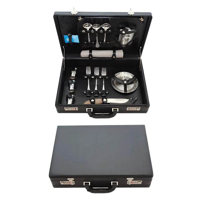 Schwarzer Picknickkoffer mit 3-teiligem Silberbesteck-Set, Teller & Flachmann – 925 Silber, für stilbewusste Outdoor-Fans.