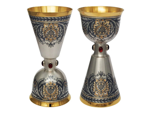 Doppelkelch 925 Silber vergoldet Niello — 2er-Set Sanduhr-Form mit Blütenornament und rotem Granat, Wendebecher
