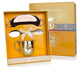 Ein ansprechendes Lifestyle-Video, das ein 925er Sterling-Silber Kindergeschenkset mit Gold-Sternen zeigt, bestehend aus einem Teller, einer Tasse und einem Löffel. 
