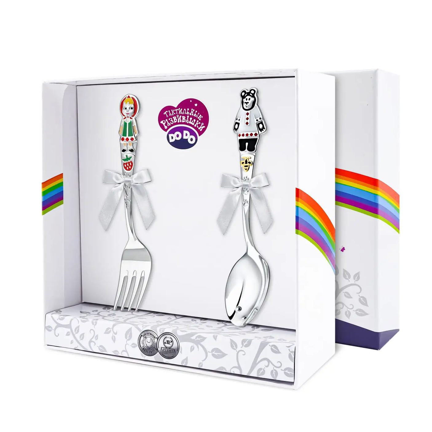 Video des Kinderbesteck-Sets Mascha & der Bär aus 925 Silber in Geschenkverpackung – hochwertiges Taufgeschenk mit bunten Emaille-Figuren.