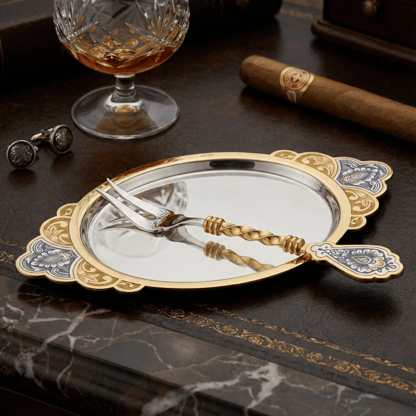 Serviertablett & Zitronengabel Zaren Fest – 925 Silber & Vergoldung