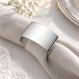 Serviettenring 925 Silber Dekor Cardinale — Lifestyle-Setting, Geschenk zur Taufe