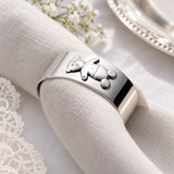 Serviettenring 925 Silber Teddybär — Lifestyle-Setting, Geschenk zur Taufe