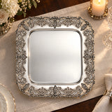 Silbertablett 925 Silber Signature quadratisch 45 × 45 cm, Palmetten-Ornament — Lifestyle-Setting an der gedeckten Tafel
