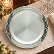 Silberteller 925 Silber Niello Jagd-Kollektion Ø 15 cm — Lifestyle-Setting an der gedeckten Tafel