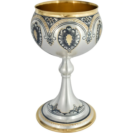 Stielglas 925 Silber Niello Fächer-Medaillon vergoldet — Kelch mit dunklem Ornament, Goldakzenten, vergoldetem Innenraum und Fuß