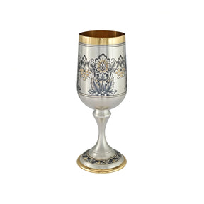 Stielglas 925 Silber Niello Weintrauben — Kelch mit dunklem Floralornament, vergoldeten Trauben, Goldrand und vergoldetem Fuß
