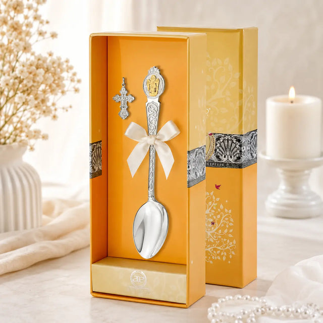 Edles Taufgeschenk aus 925 Silber mit Schutzengel-Tauflöffel und filigranem Silberkreuz in luxuriöser Geschenkbox