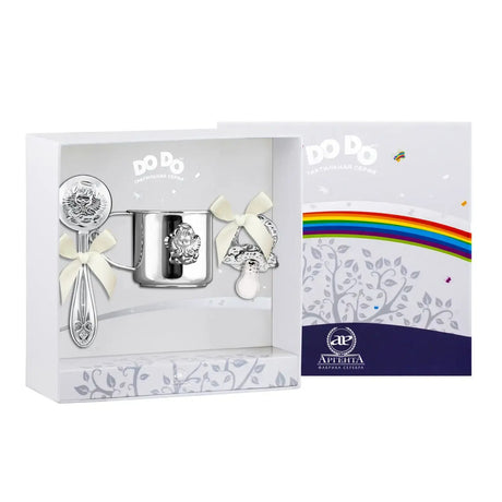 3-teiliges Taufgeschenk mit Engelmotiv aus 925 Silber: Becher, Babyrassel und Schnuller in Geschenkbox