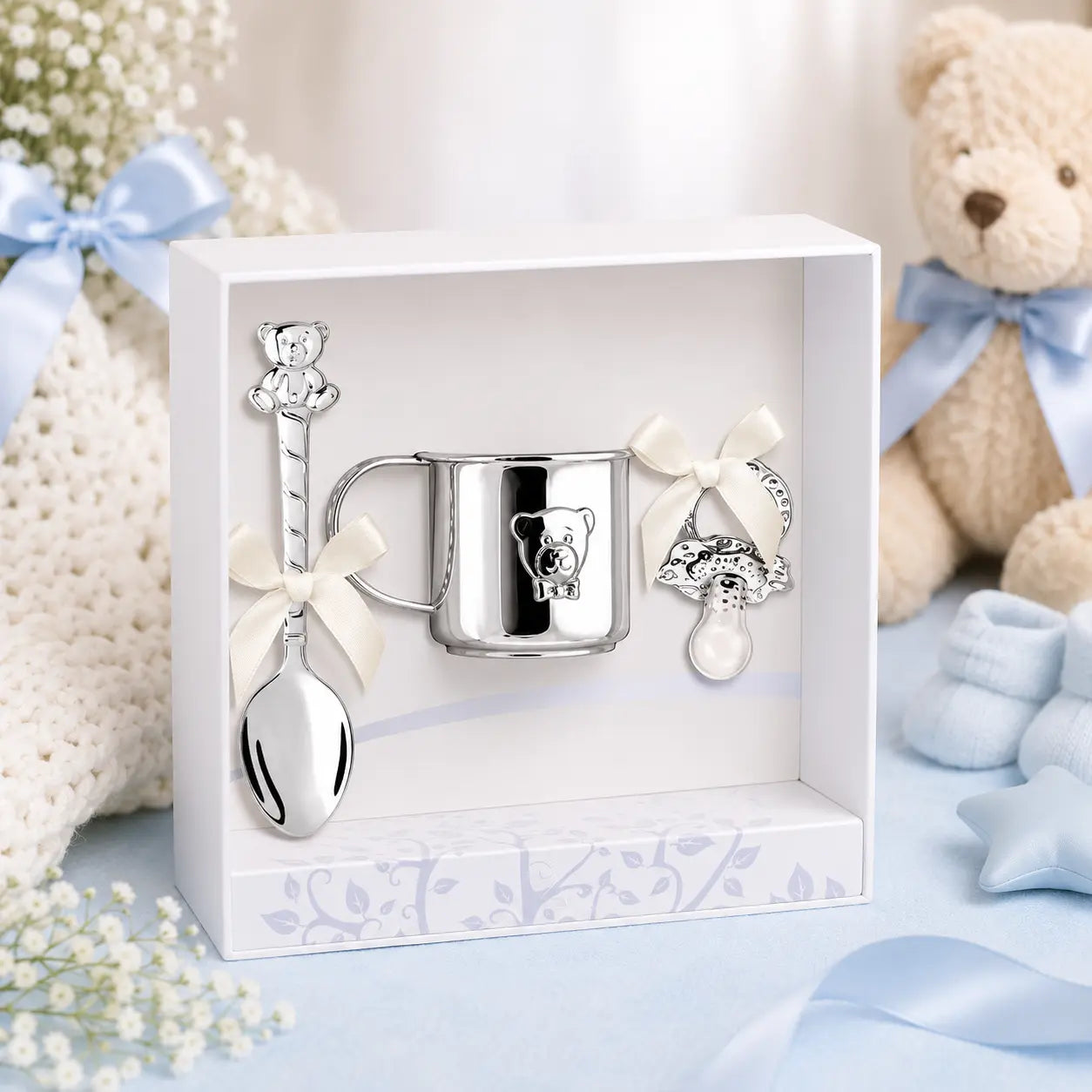 Taufgeschenk Set für Jungen aus 925 Silber mit Bären-Becher, Kinderlöffel und Schnuller in blauer Geschenkbox