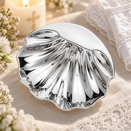 Taufschale 925 Silber Muschelform — Lifestyle-Setting, Geschenk zur Taufe