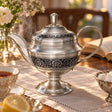 Teekanne 925 Silber Niello 450 ml — Lifestyle-Setting am Teetisch