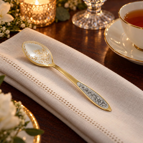 Teelöffel 925 Silber — Lifestyle-Setting an der gedeckten Tafel