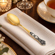 Teelöffel 925 Silber vergoldet Niello — Lifestyle-Setting an der gedeckten Tafel