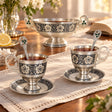 Teeservice 925 Silber mit Niello Für Zwei — Lifestyle-Setting am Teetisch
